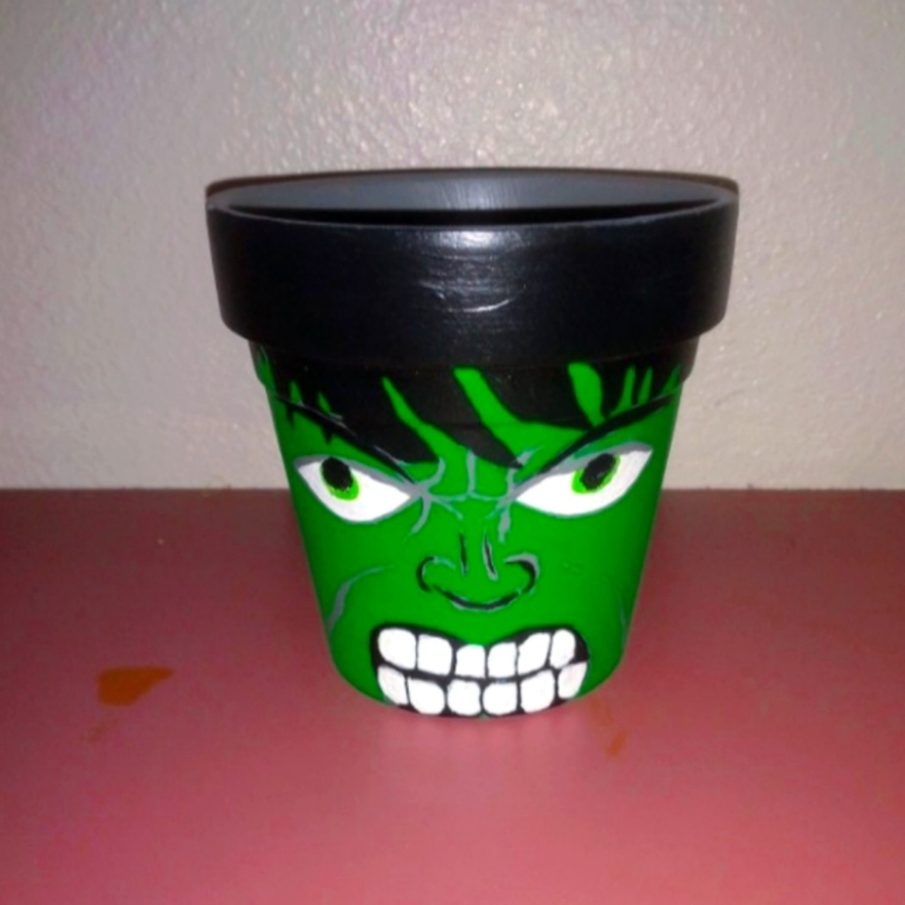 Incredible Hulk flower pot
